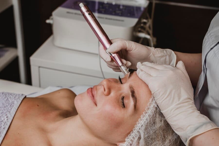 beautiful-woman-spa-having-cosmetic-treatment_23-2148825318